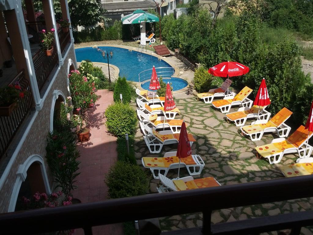 Byala Perla Family Hotel Buitenkant foto
